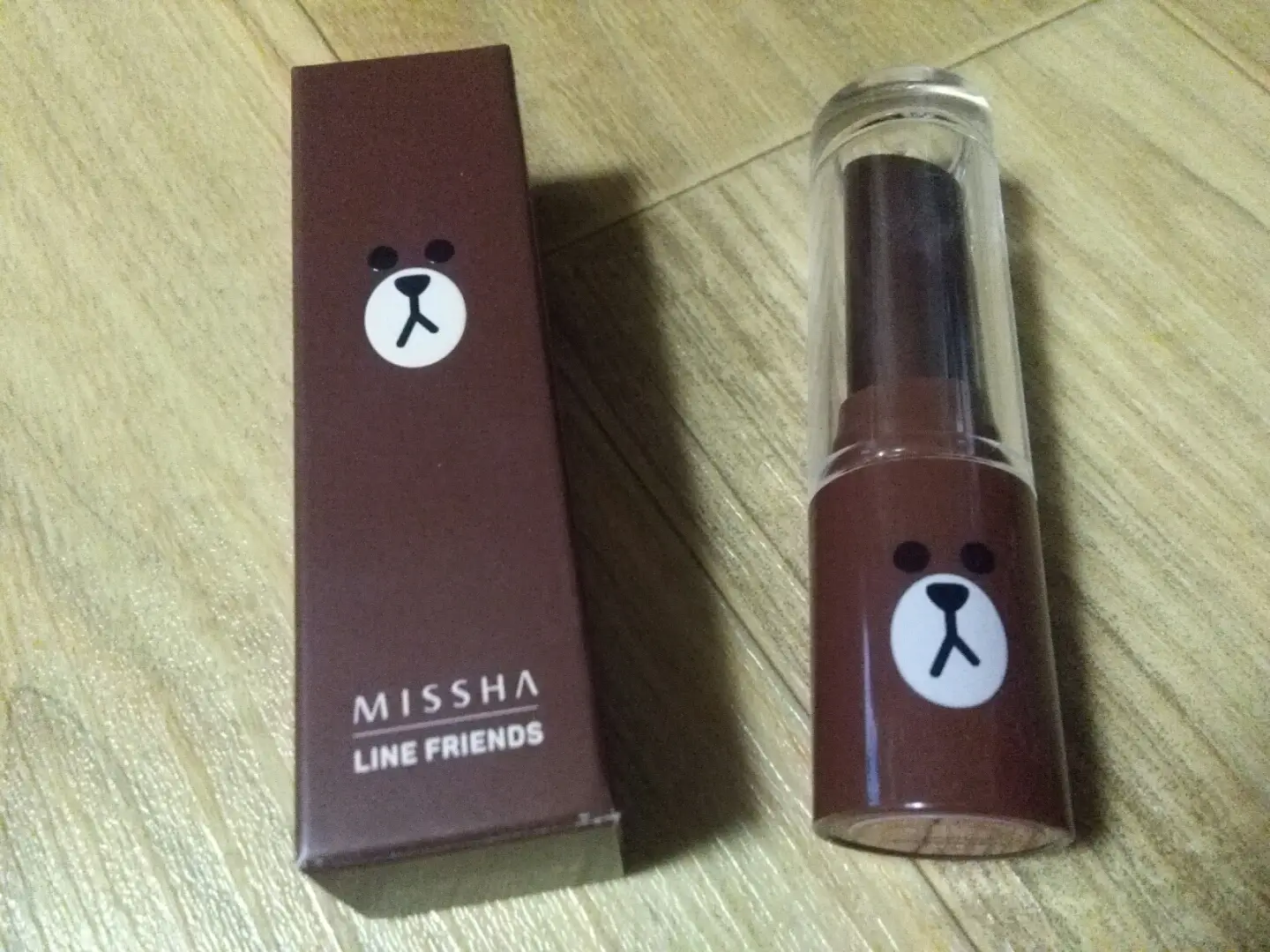 선택된 언니의파우치 리뷰 이미지 - [라인프렌즈 에디션 매트 립루즈 (MRD02 살사레드)]