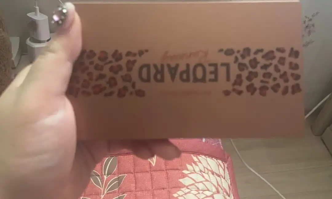 플레이 컬러 아이 팔레트 [레오파드 런웨이]