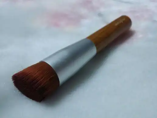 고밀착 파운데이션 브러쉬