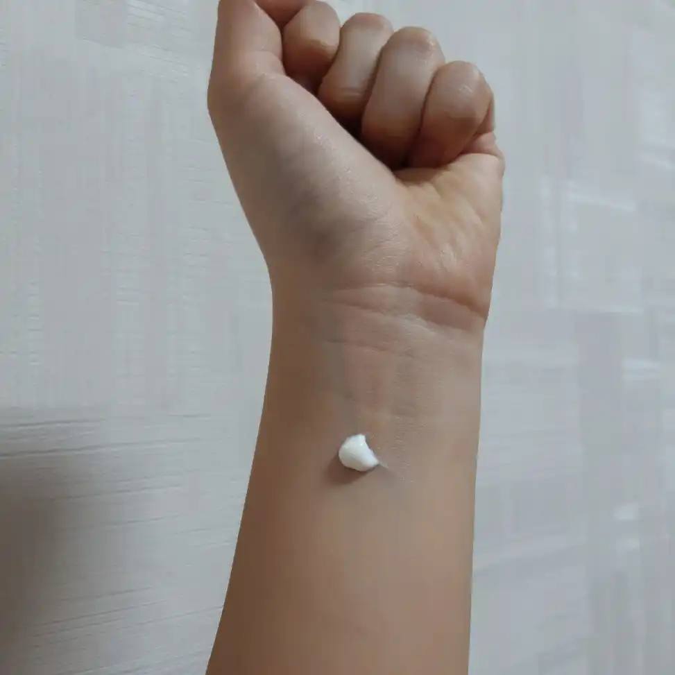 언니의파우치 리뷰 이미지 3 - [내추럴 선 에코 슈퍼 퍼펙트 선 크림]