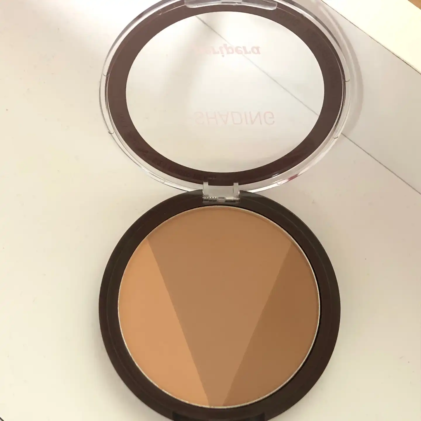 잉크 브이 쉐딩 [001 아몬드브라운]