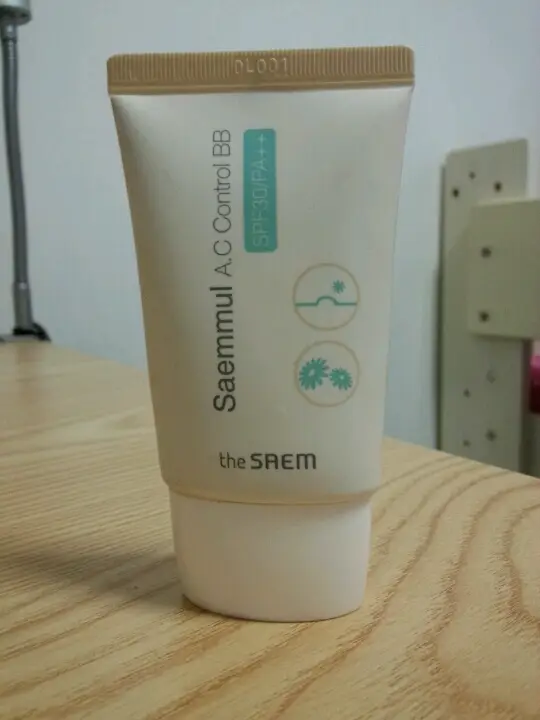 선택된 언니의파우치 리뷰 이미지 - [샘물 에이씨 컨트롤 비비 SPF30 PA++]