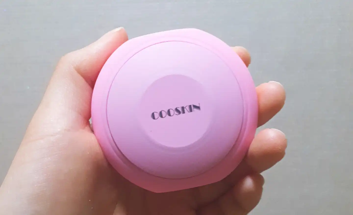 실리콘 페이셜 진동 클렌저 Q8