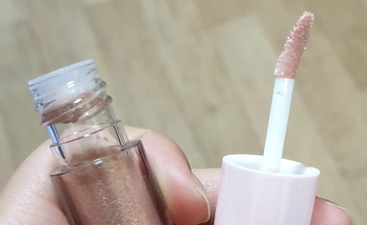 슈가 트윙클 리퀴드 섀도우 [005 베이지하모니]