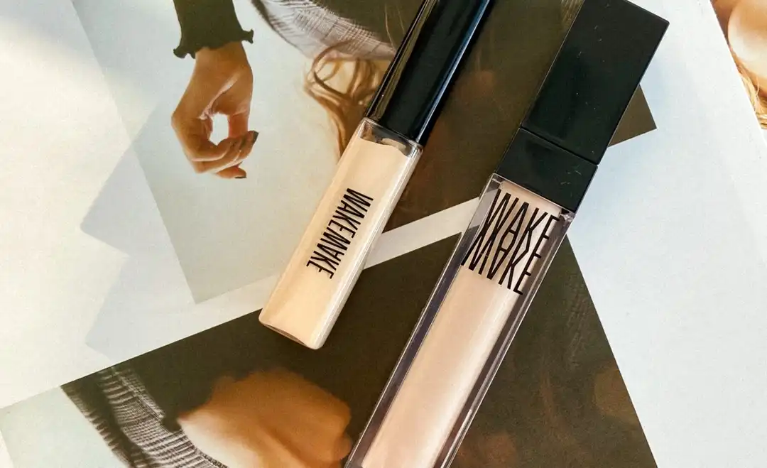 디파이닝 커버 컨실러 [20호 아이보리]