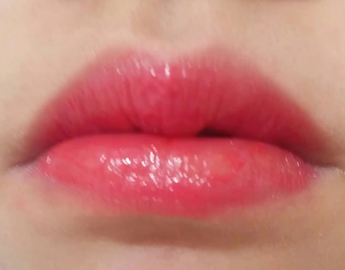 언니의파우치 리뷰 이미지 6 - [샤인 카레스 글로스 틴트 [203 라비앙 로즈]]