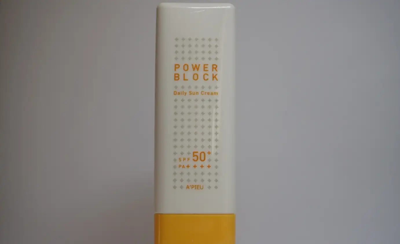 어퓨 파워블록 데일리 선크림