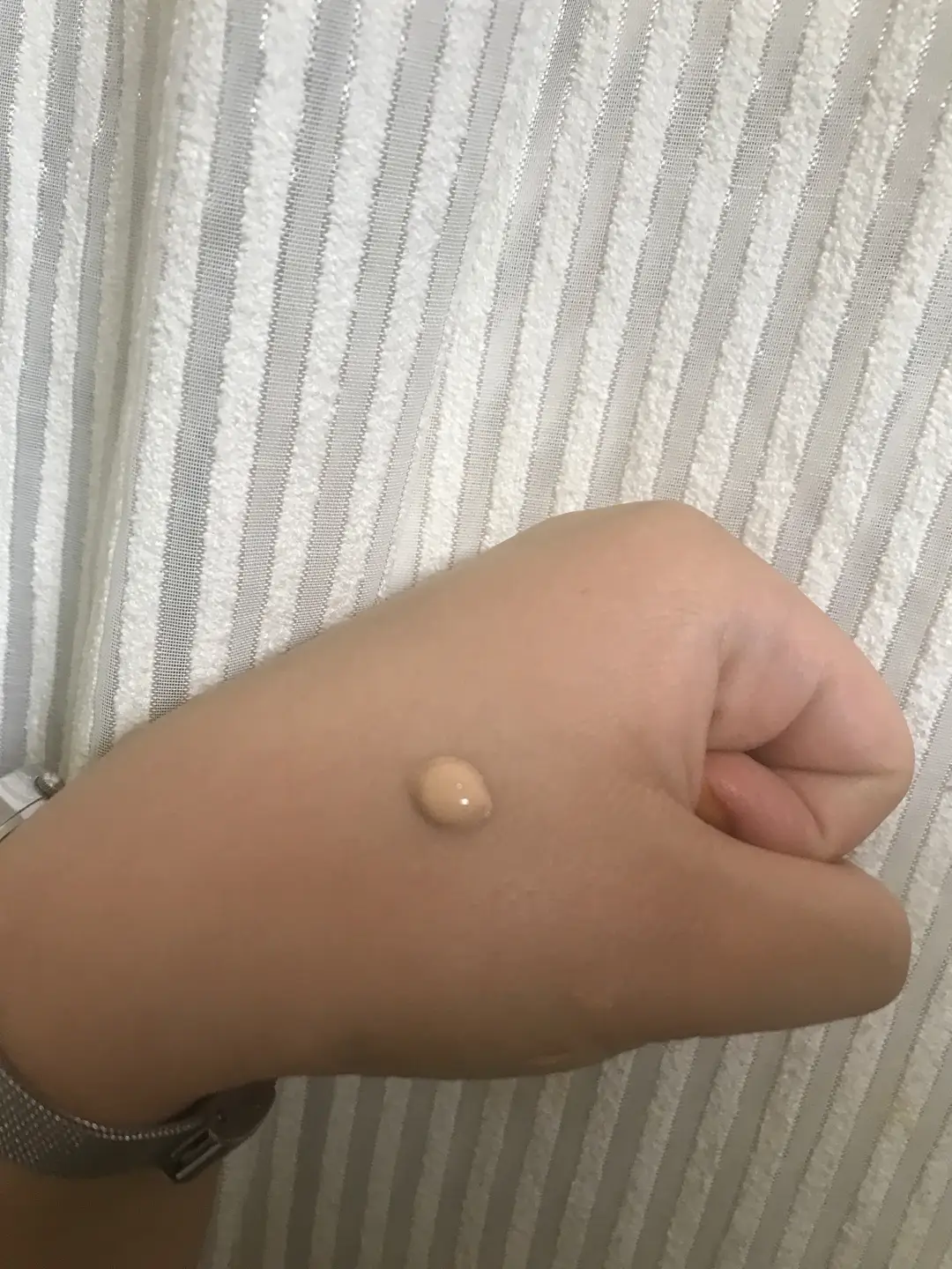 선택된 언니의파우치 리뷰 이미지 - [66 듀드롭 리퀴드 파운데이션 [뉴트럴 베이지]]