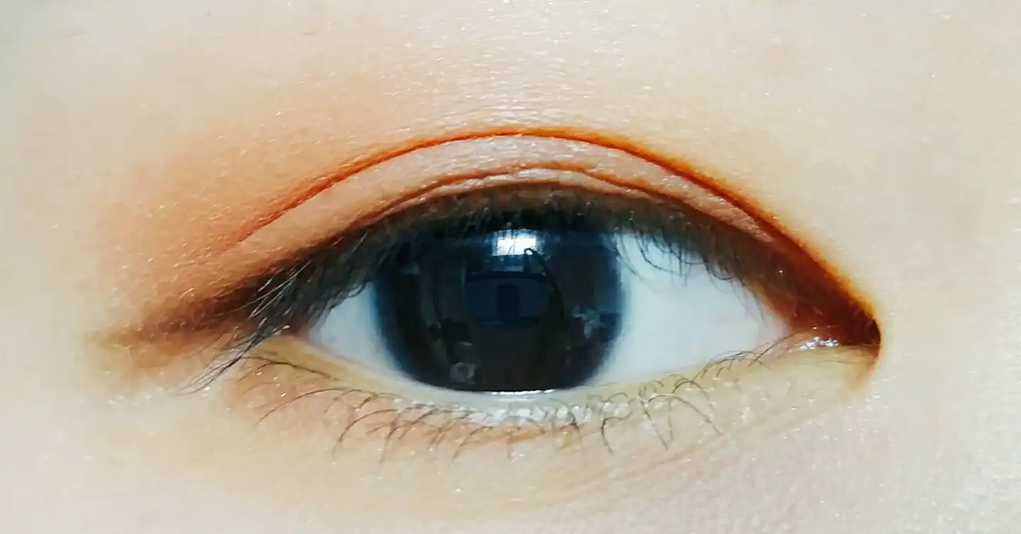 모던 섀도우 매트 [MCR06 자몽비어]