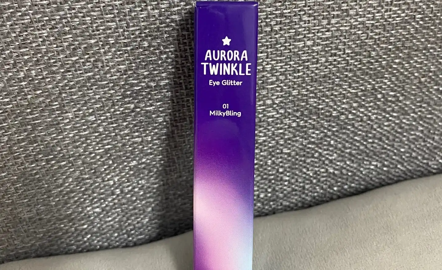 오로라 트윙클 아이글리터 [01 밀키 블링]