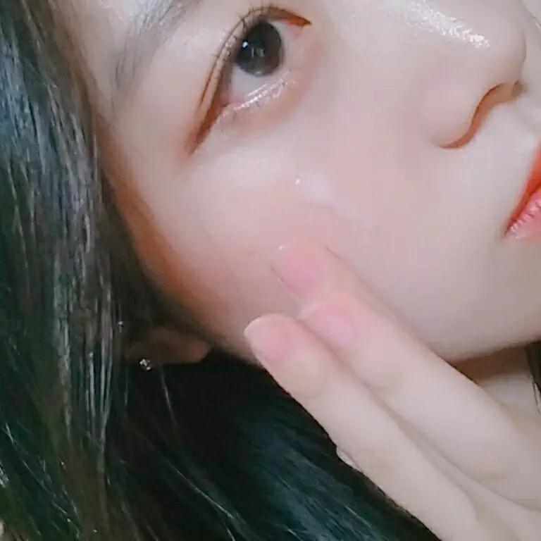 선택된 언니의파우치 리뷰 이미지 - [안티박 더마 밸런싱 에센스로션]