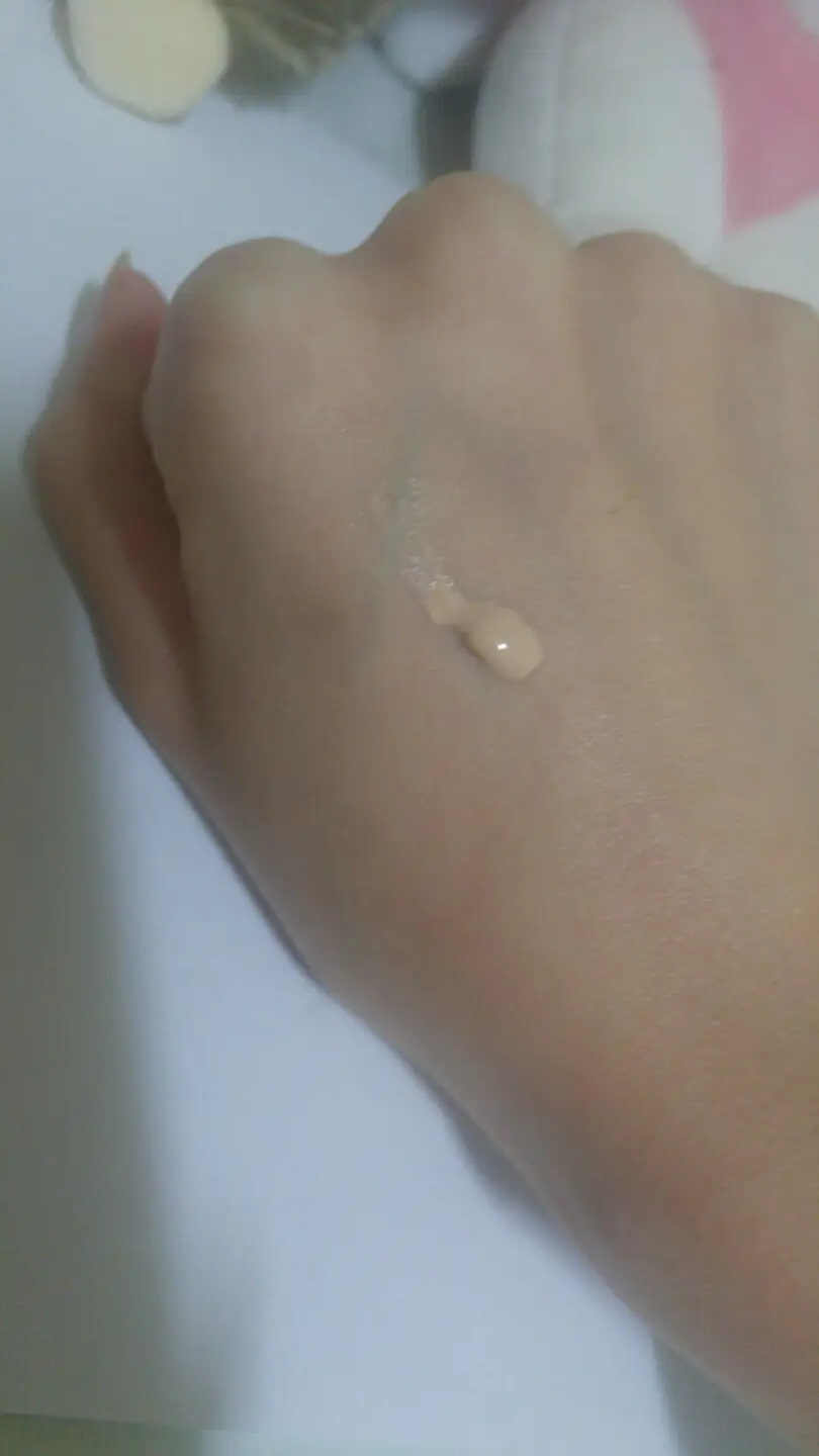 선택된 언니의파우치 리뷰 이미지 - [비타 워터드롭 씨씨크림 SPF35 PA+++]