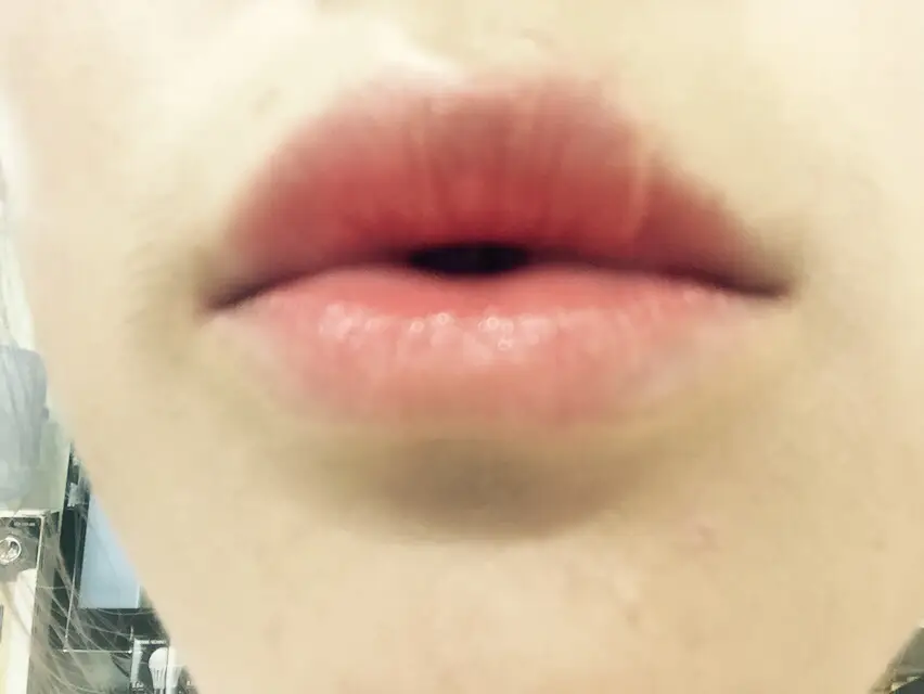 선택된 언니의파우치 리뷰 이미지 - [꾸뛰르 터치 립 플루이드(9호 코스모폴리탄)]