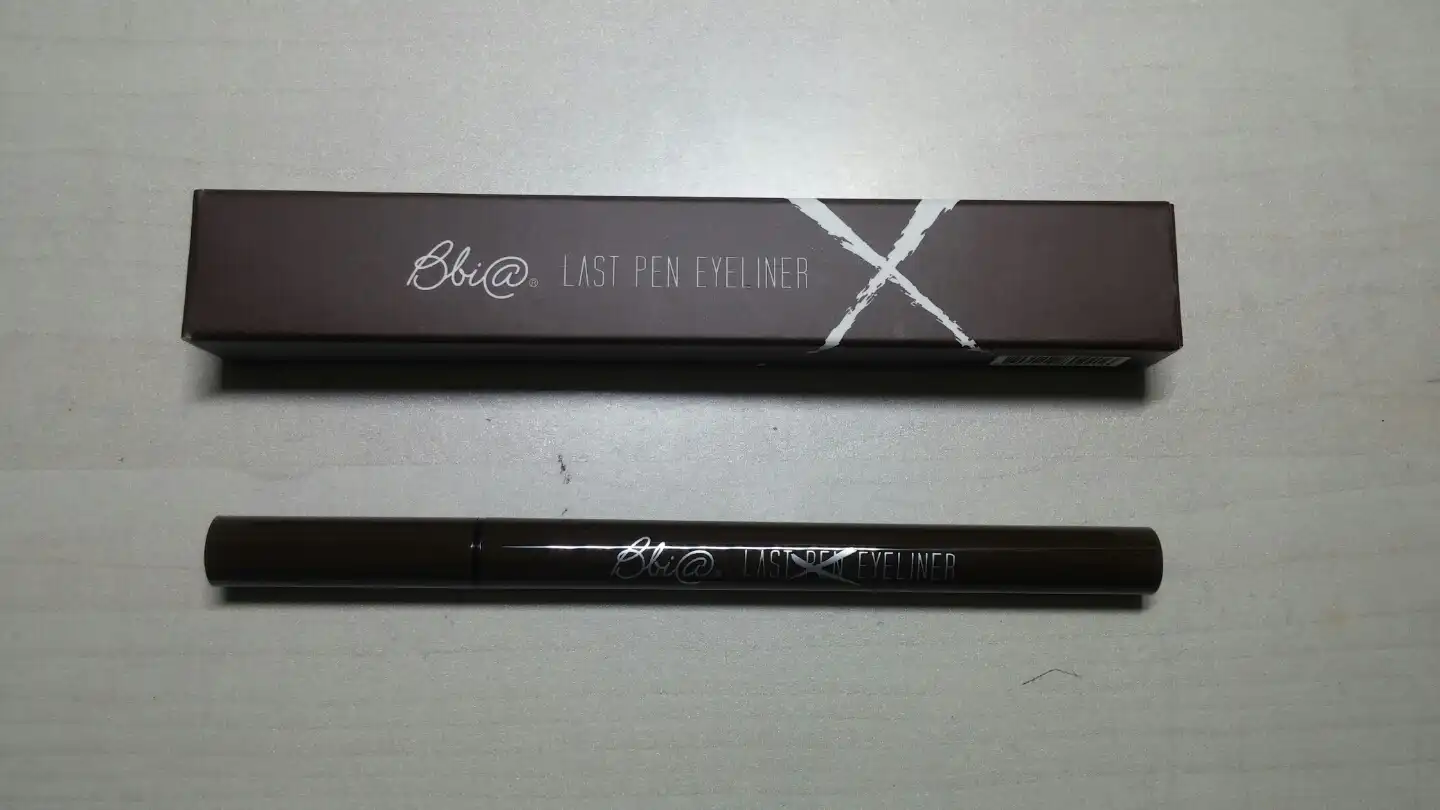 에버래스팅 펜 아이라이너 [02 샤픈 브라운]