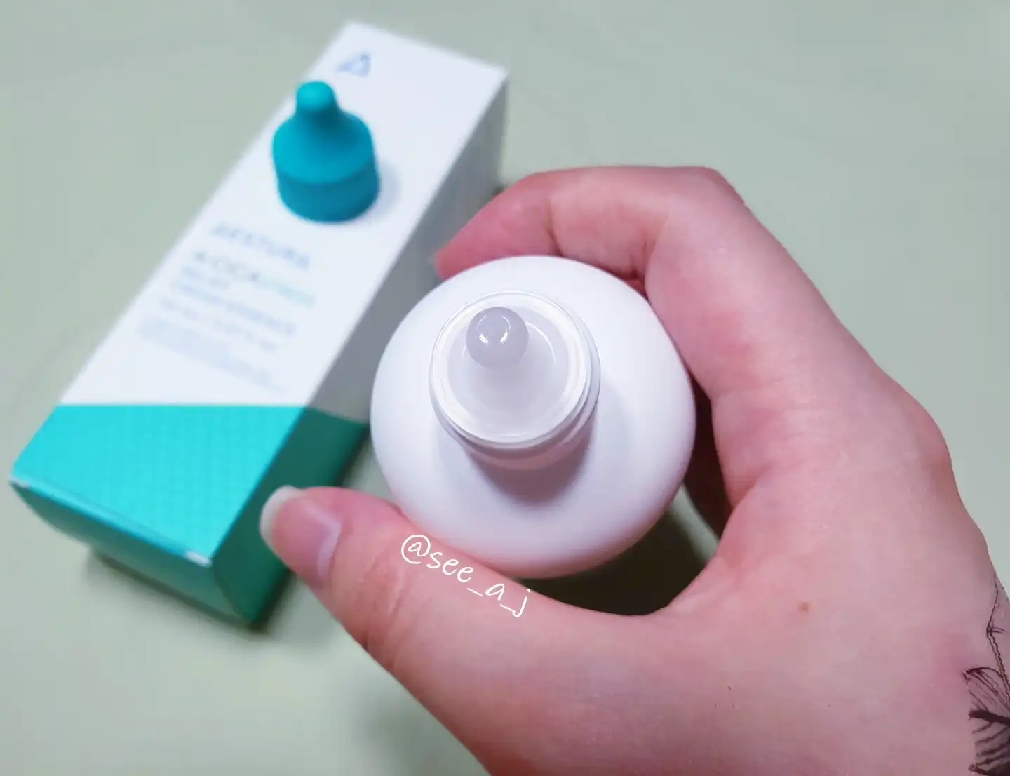 언니의파우치 리뷰 이미지 3 - [에이시카 스트레스 릴리프 크림에센스]