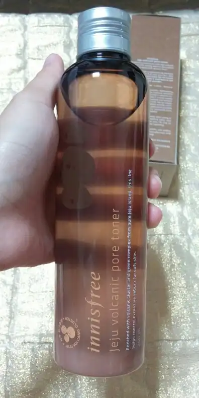 화산송이 모공 토너