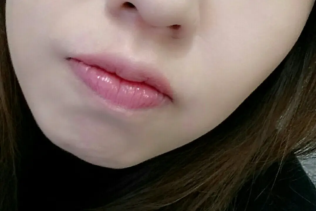 선택된 언니의파우치 리뷰 이미지 - [아이소이 불가리안 로즈 립 트리트먼트 밤(퓨어레드)]