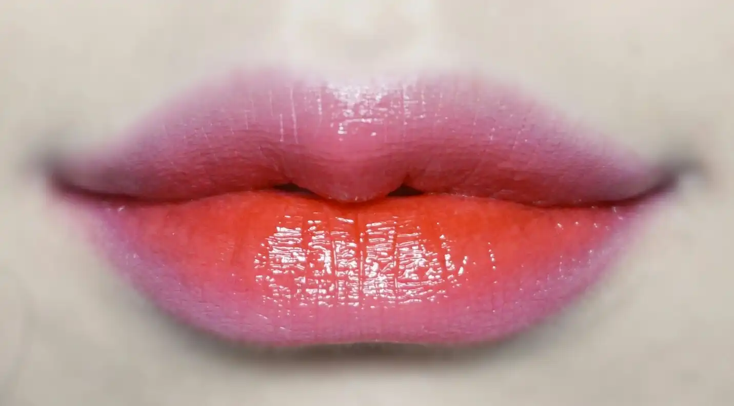 엑스퍼트 컬러 립 스테인-페이턴트 샤인 (501 파이어 웍스)