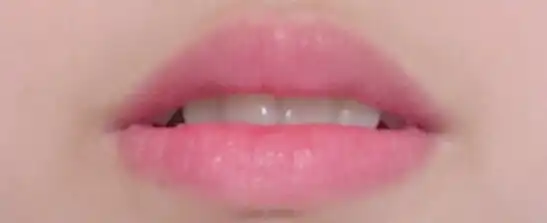 언니의파우치 리뷰 이미지 4 - [스윗 글램 틴트 글로우 (베이비 핑크)]