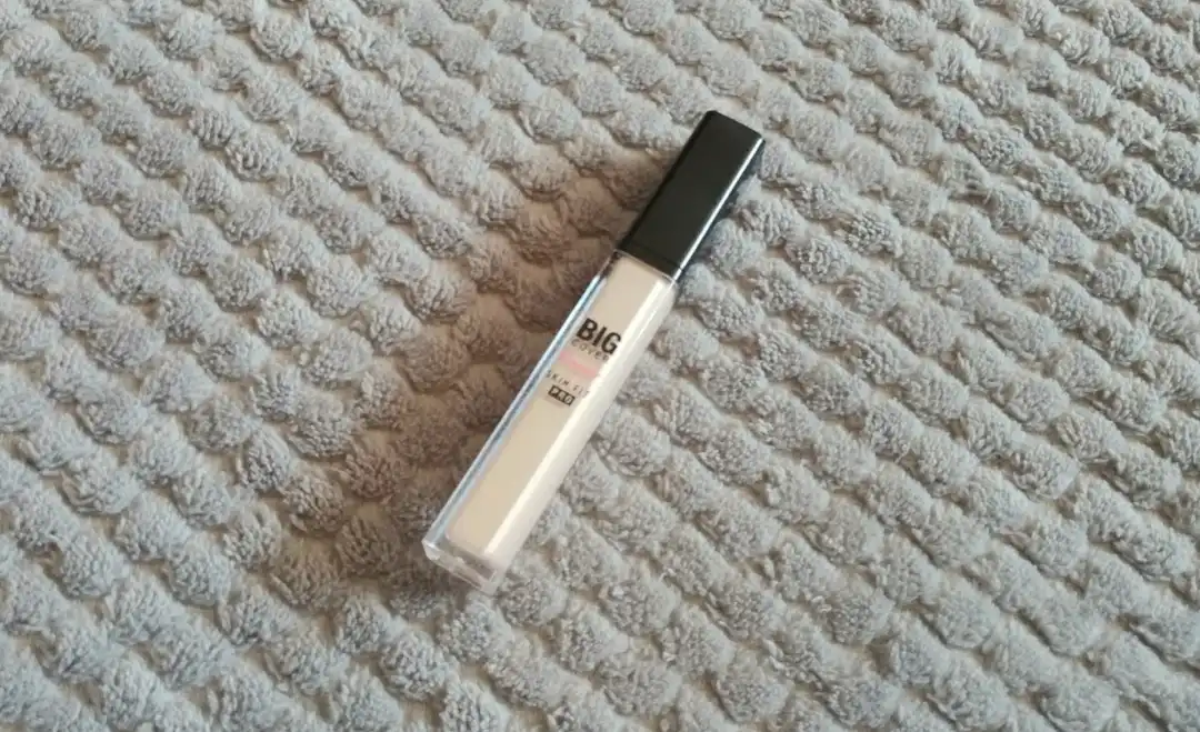 빅 커버 스킨 핏 컨실러 프로 [P03 라이트 바닐라]