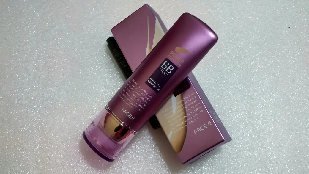 선택된 언니의파우치 리뷰 이미지 - [페이스잇 파워퍼펙션 비비 SPF37PA++ 01 화사한 베이지]