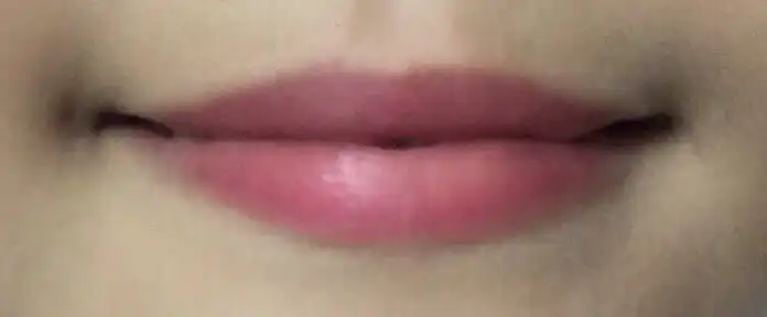 언니의파우치 리뷰 이미지 7 - [투 텍스처 틴트 [RD01 반반 레드 많이]]