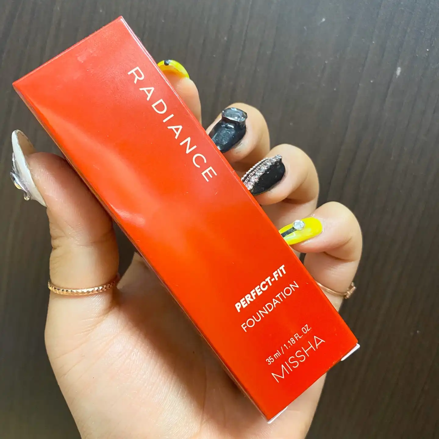 래디언스 퍼펙트핏 파운데이션 [21호 바닐라]