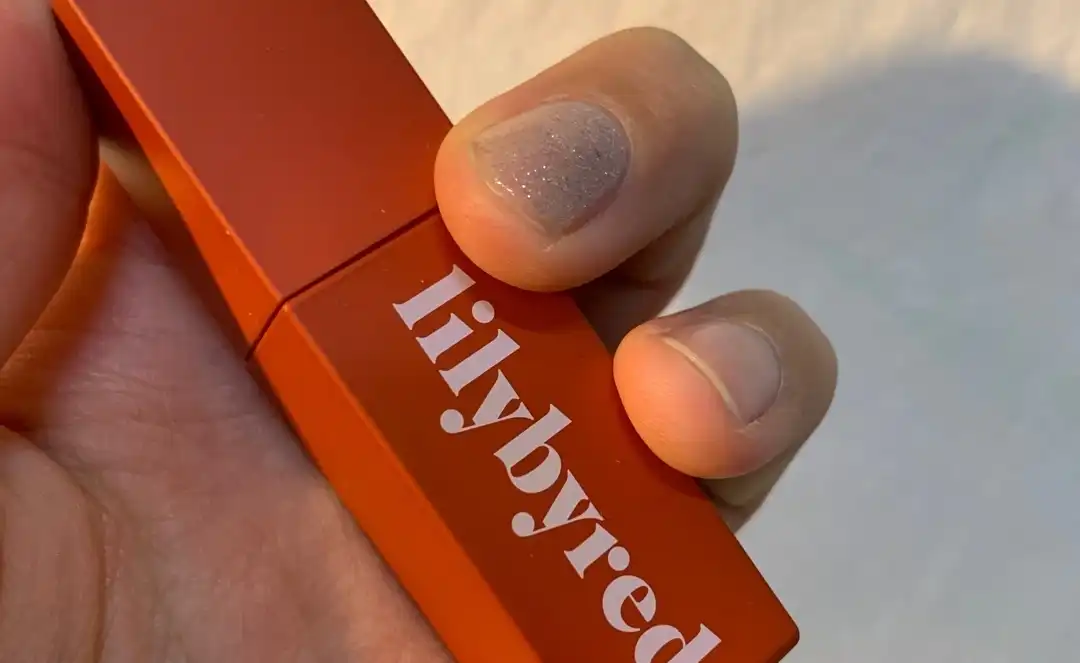 무드 라이어 벨벳 틴트 [04 그윽한홍시인척]