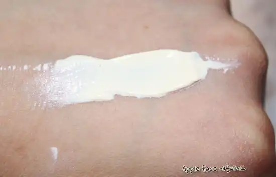 언니의파우치 리뷰 이미지 8 - [아쿠아 선크림 플러스]