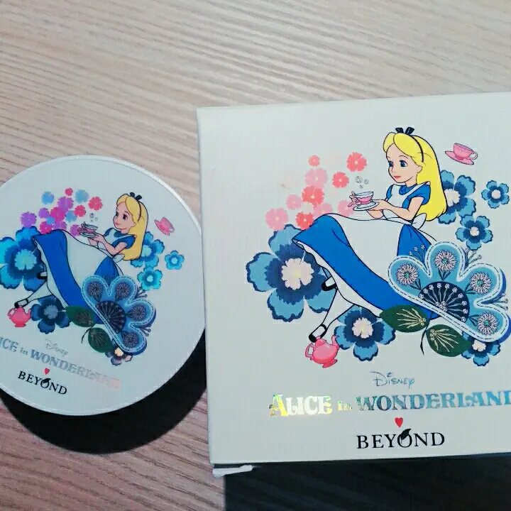 선택된 언니의파우치 리뷰 이미지 - [앨리스 인 글로우 쿠션 02 바닐라 케익]