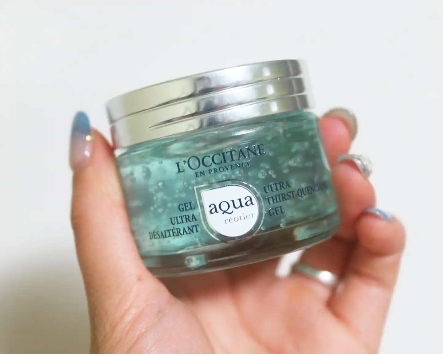 아쿠아 레오티에 울트라 서스트 퀀치 젤