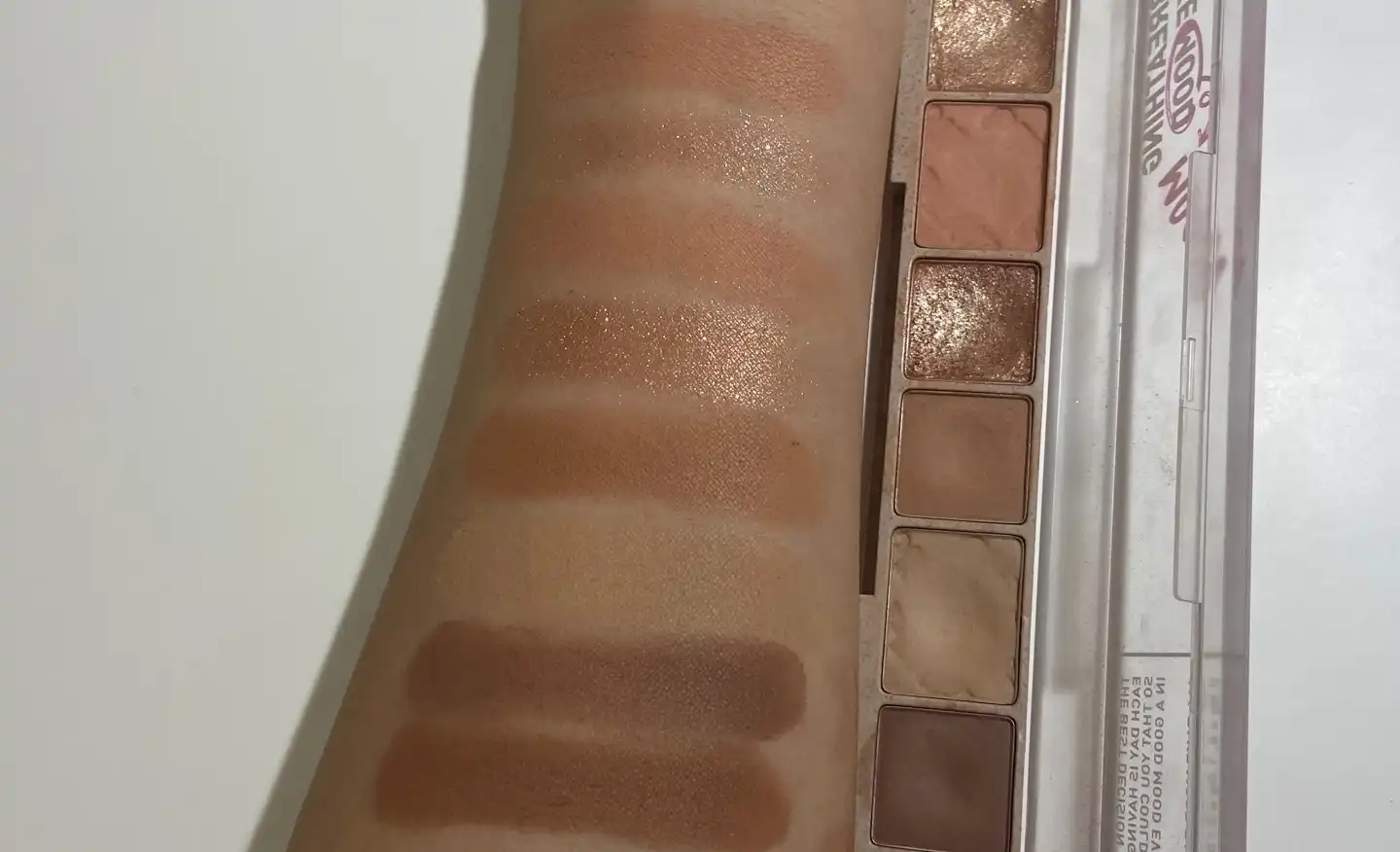 올 테이크 무드 팔레트 [01 들숨에 음영 날숨에 그윽함]