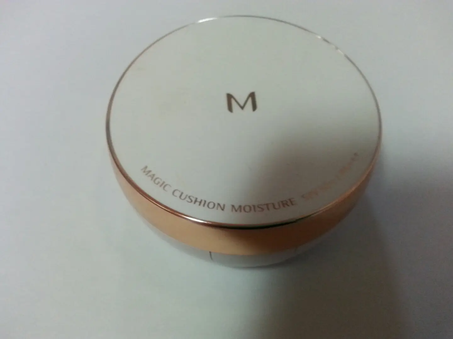 선택된 언니의파우치 리뷰 이미지 - [[M] 매직 쿠션 모이스처 SPF50+ PA+++ [21호]]