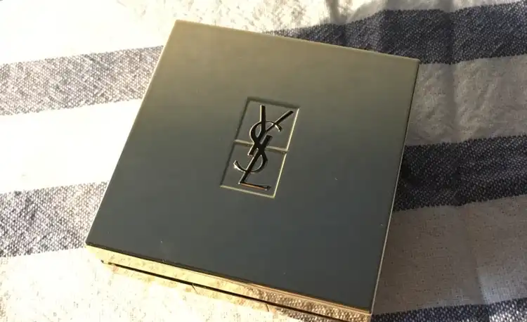 뚜쉬 에끌라 르 쿠션 [B20 아이보리]