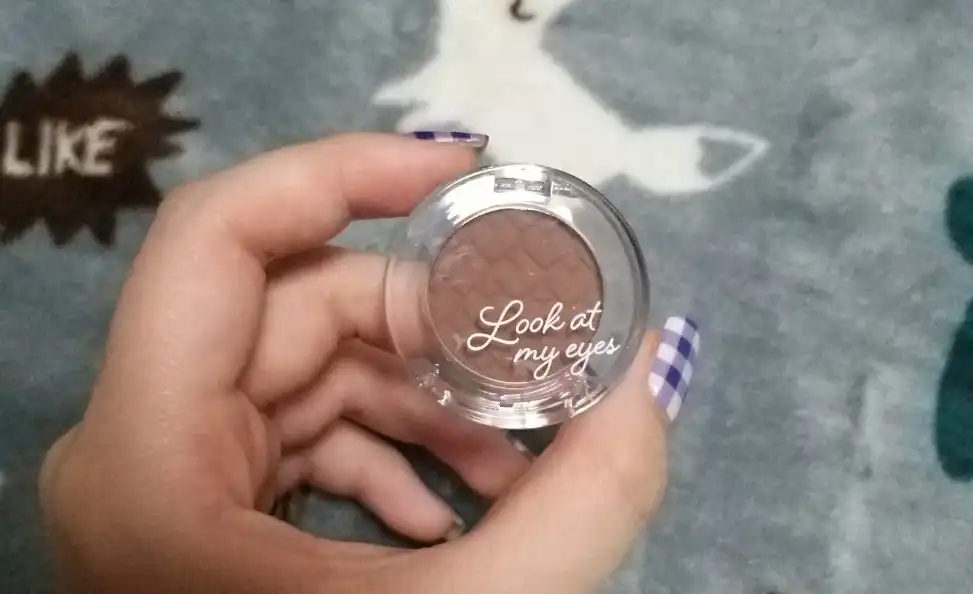 룩 앳 마이 아이즈 카페 [BR408 200년 된 초코 가게]