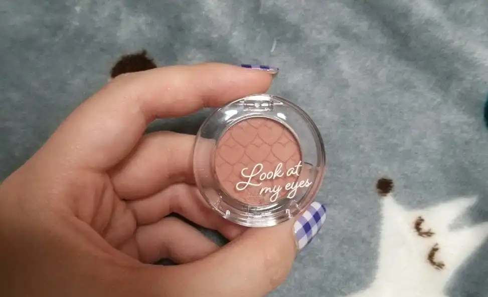 룩 앳 마이 아이즈 카페 [RD304 여인의 코트]