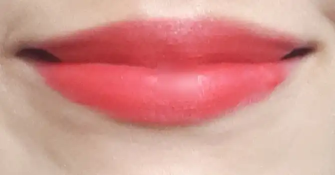 언니의파우치 리뷰 이미지 6 - [메이크힐 에어젯 벨벳 립스틱 [OR0702 시크 오렌지레드]]
