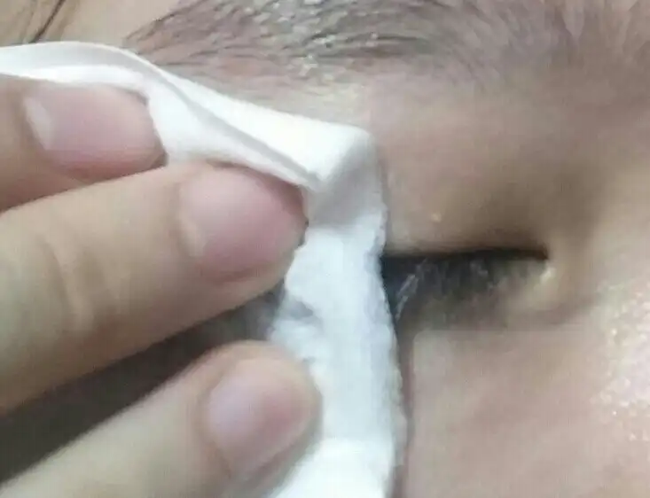 언니의파우치 리뷰 이미지 7 - [미네랄 립앤아이 메이크업 리무버 [오마린]]