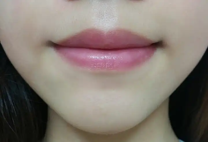 언니의파우치 리뷰 이미지 4 - [디올 어딕트 립 글로우 핑크]