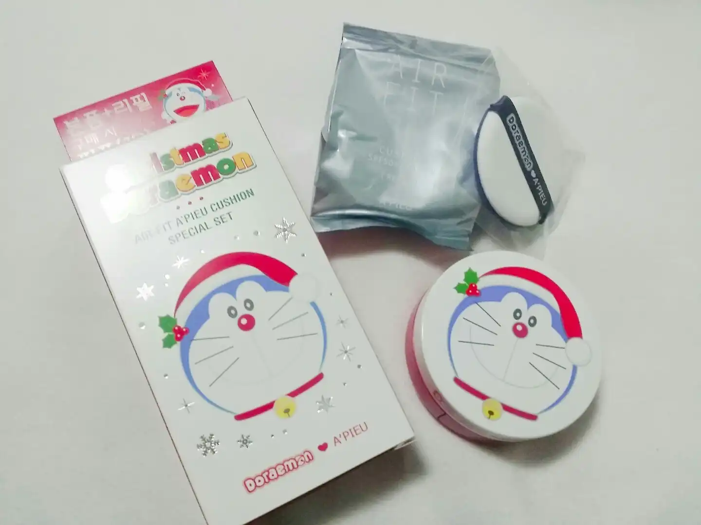 선택된 언니의파우치 리뷰 이미지 - [에어 핏 어퓨 쿠션 세트(도라에몽홀리데이) [21호]]