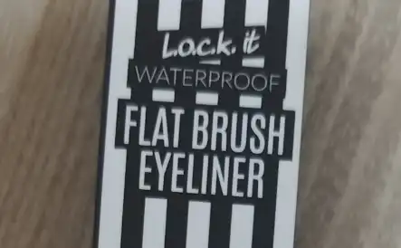 락 잇 워터프루프 플랫 브러쉬 아이라이너 [1호 딥블랙]