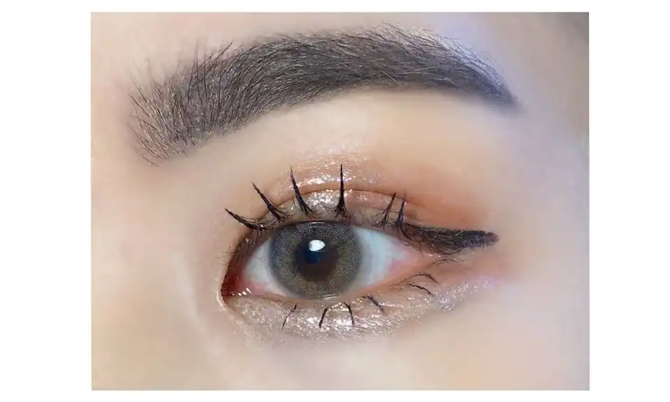 오로라 트윙클 아이글리터 [01 밀키 블링]