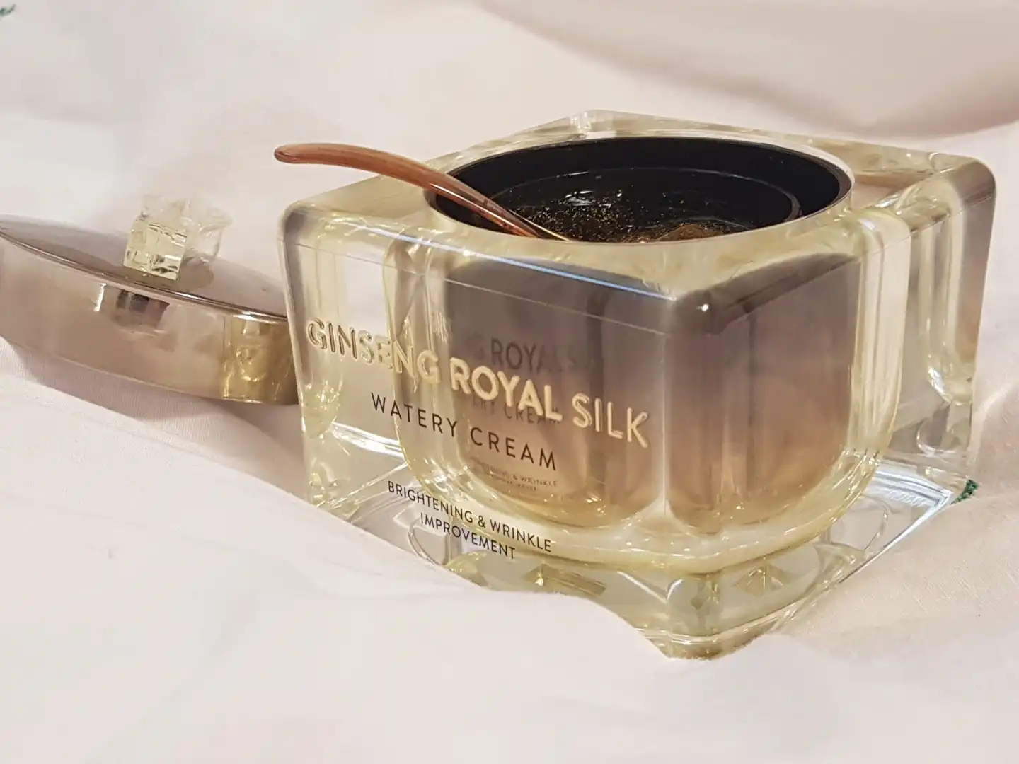 진생 로얄 실크 워터리 크림