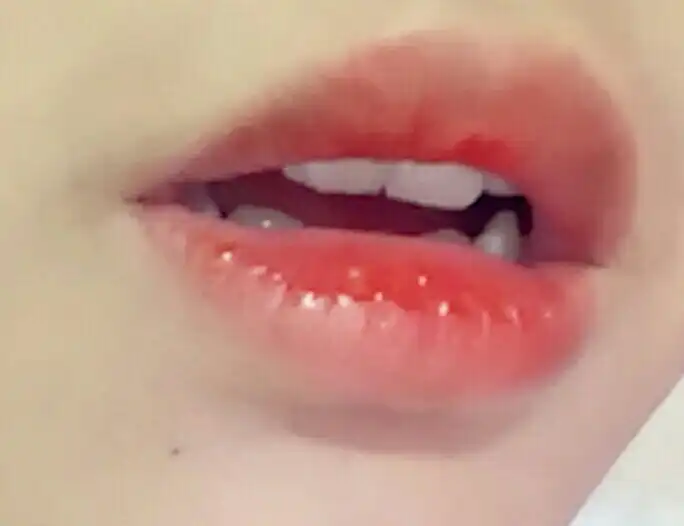 언니의파우치 리뷰 이미지 5 - [컬러 래스팅 틴트 10호 와일드코랄]