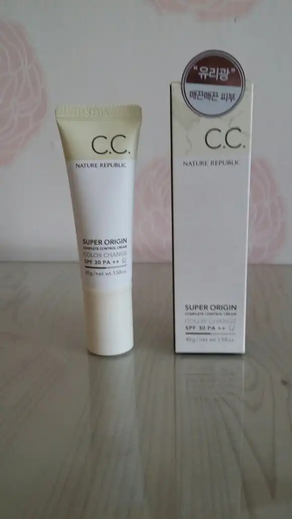 선택된 언니의파우치 리뷰 이미지 - [슈퍼 오리진 컴플리트 컨트롤 크림 SPF30 PA++ - 컬러 체인지]