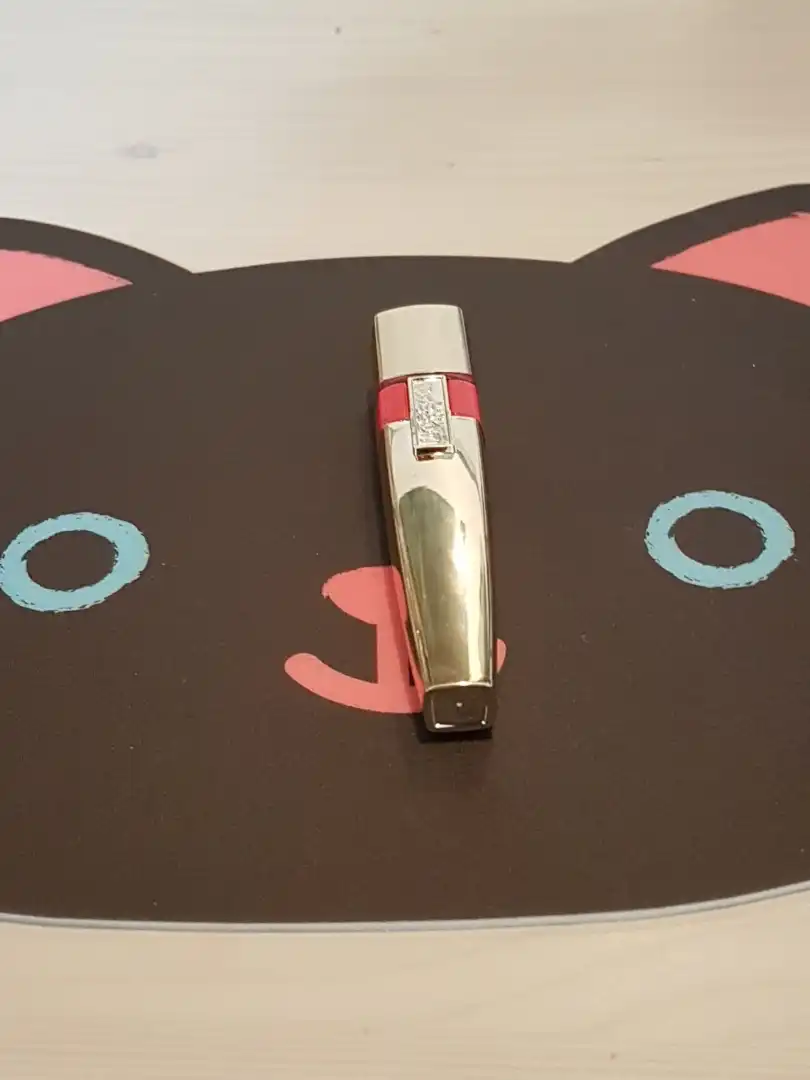 언니의파우치 리뷰 이미지 2 - [샤인 카레스 글로스 틴트 [203 라비앙 로즈]]