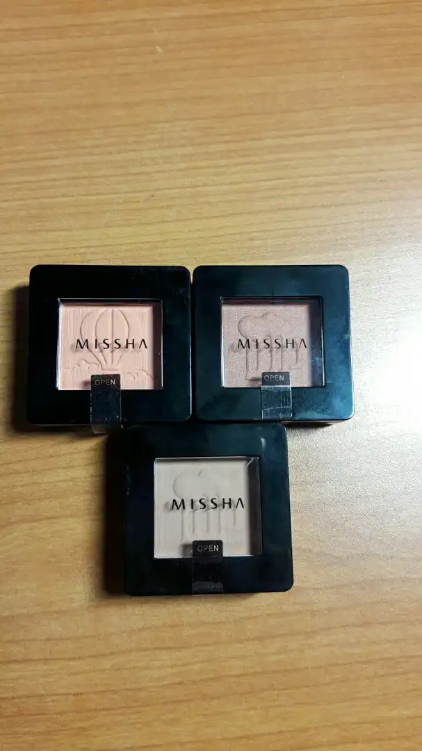 모던 섀도우 매트 [MCR06 자몽비어]