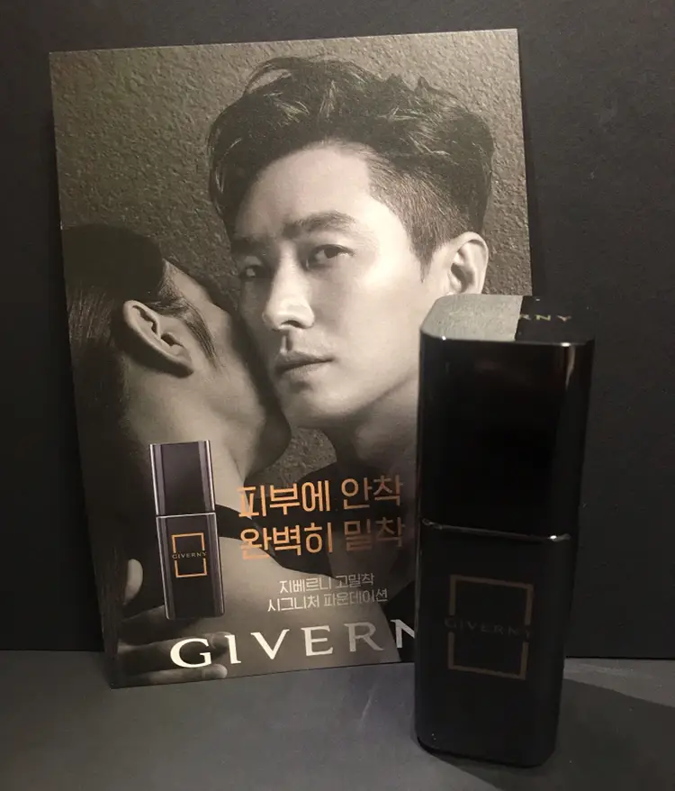 선택된 언니의파우치 리뷰 이미지 - [고밀착 시그니처 파운데이션 [02 로지 포슬린]]