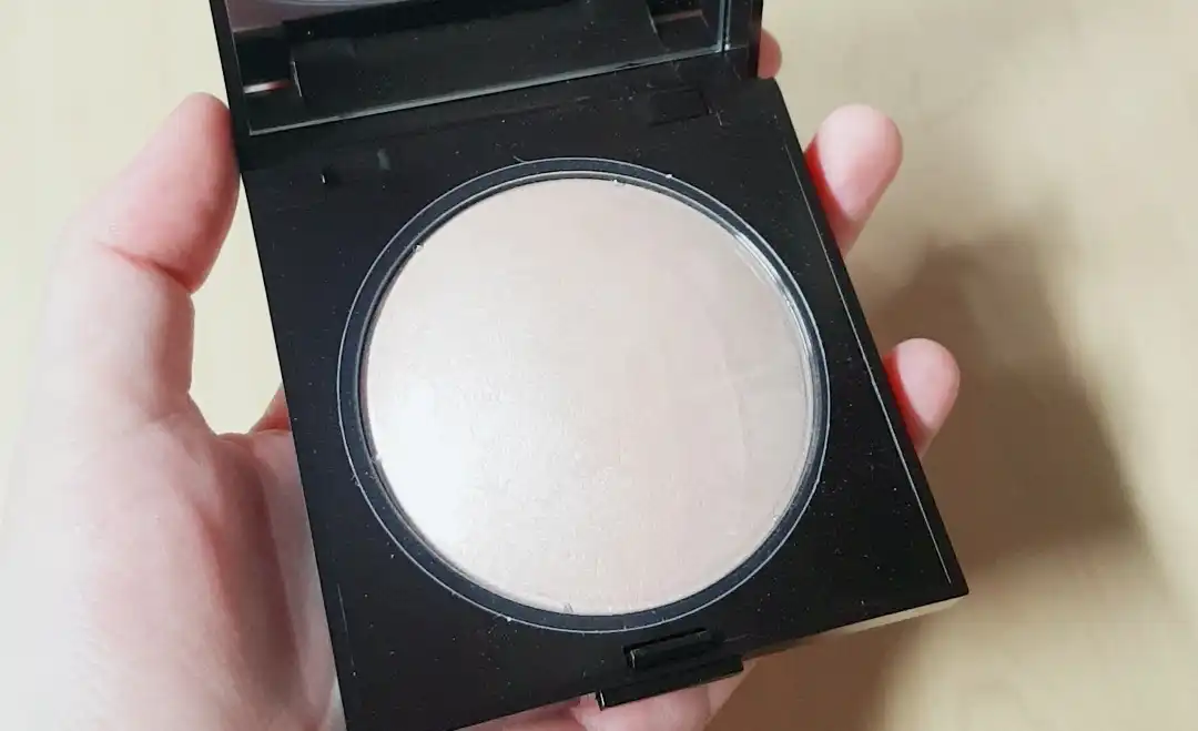 새틴 하이라이터 크림새틴