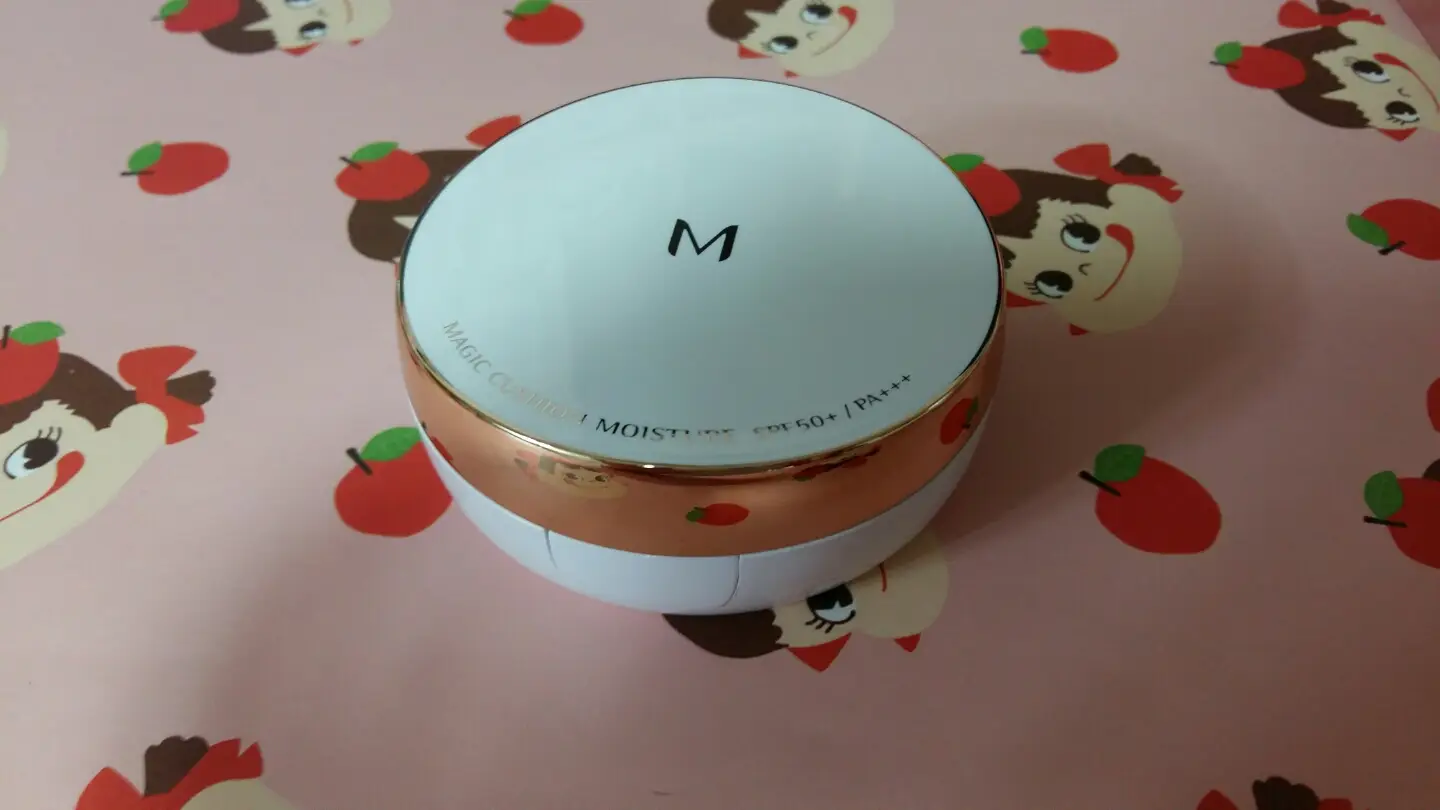 선택된 언니의파우치 리뷰 이미지 - [[M] 매직 쿠션 모이스처 SPF50+ PA+++ [21호]]